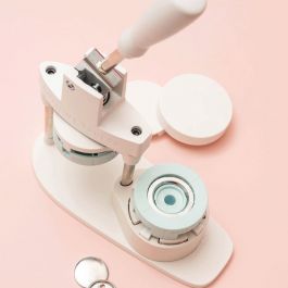 We R Memory Keepers Button Press Starter